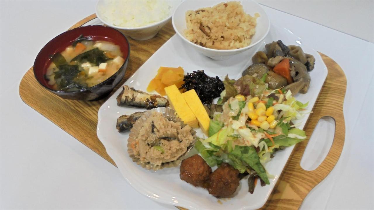 Toyoko Inn Kintetsu Yokkaichi Eki Kita Guchi Exterior photo